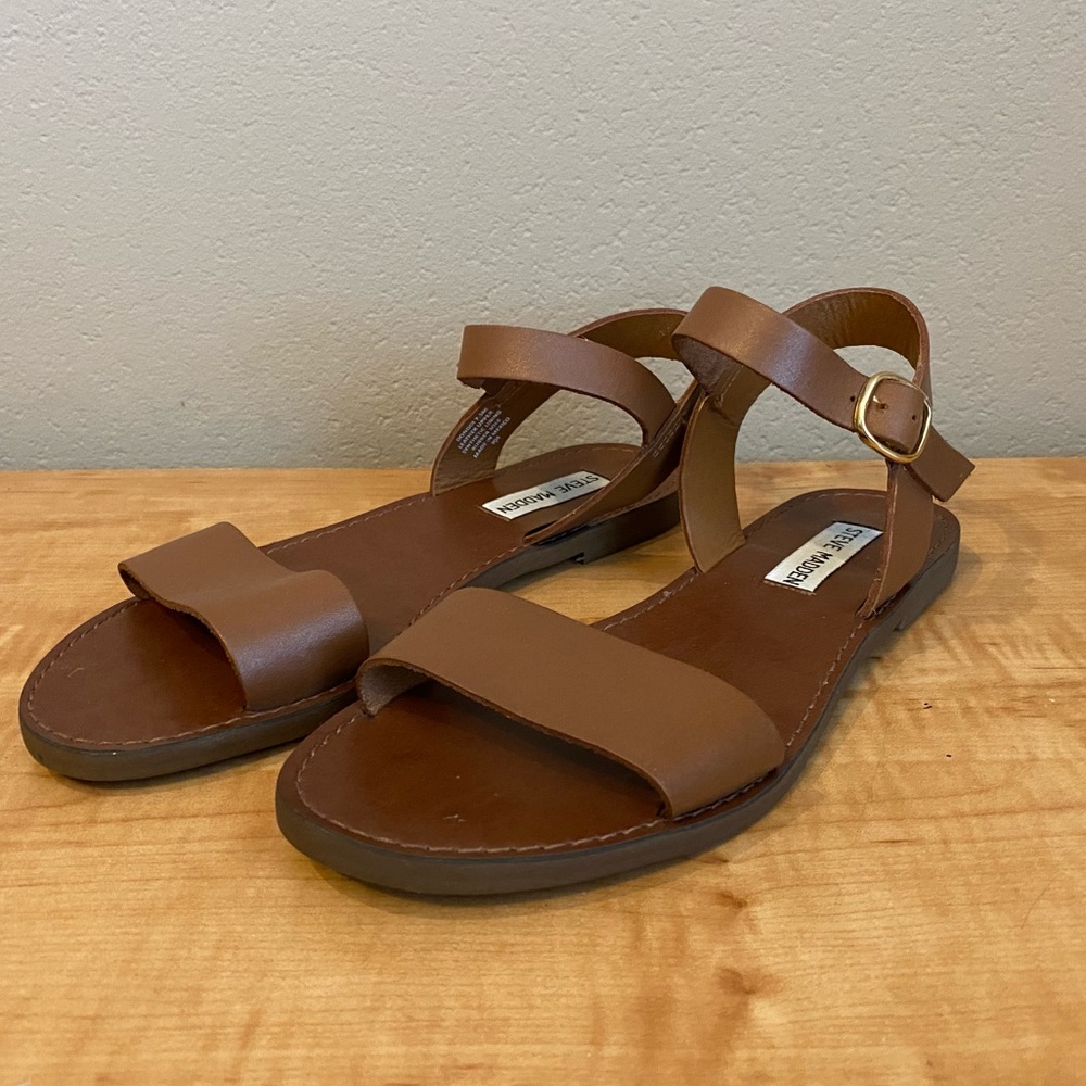 Steve Madden sandals 7.5